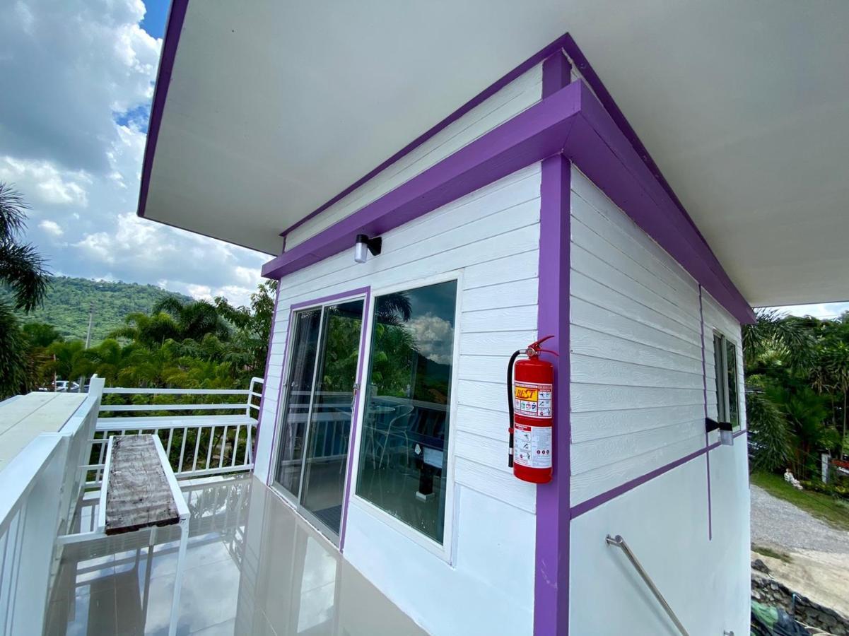 Home Ok Taleymok Khao Kho Luaran gambar