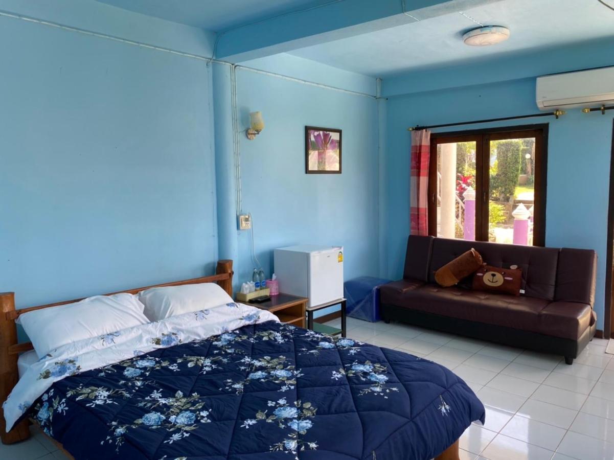 Home Ok Taleymok Khao Kho Luaran gambar