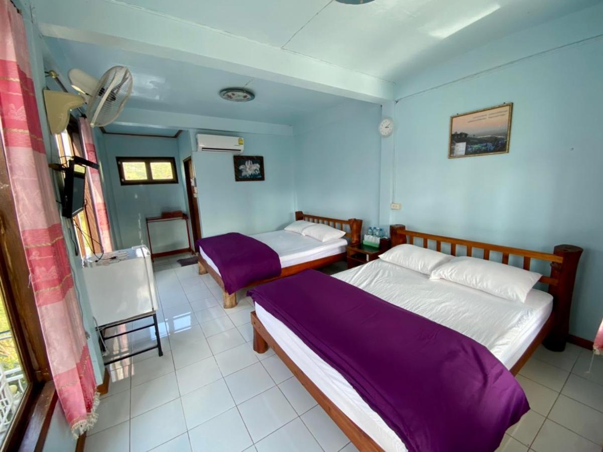 Home Ok Taleymok Khao Kho Luaran gambar